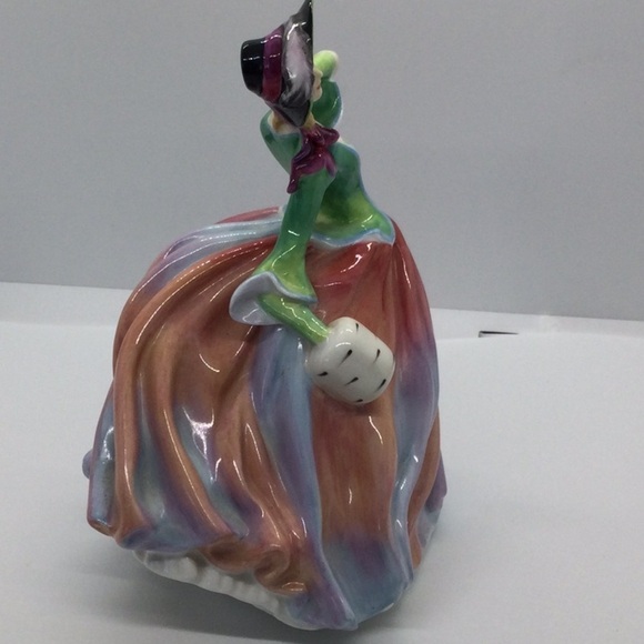 Home Royal Doulton Figurine Top of the Hill it is in perfect condition - Picture 4 of 8